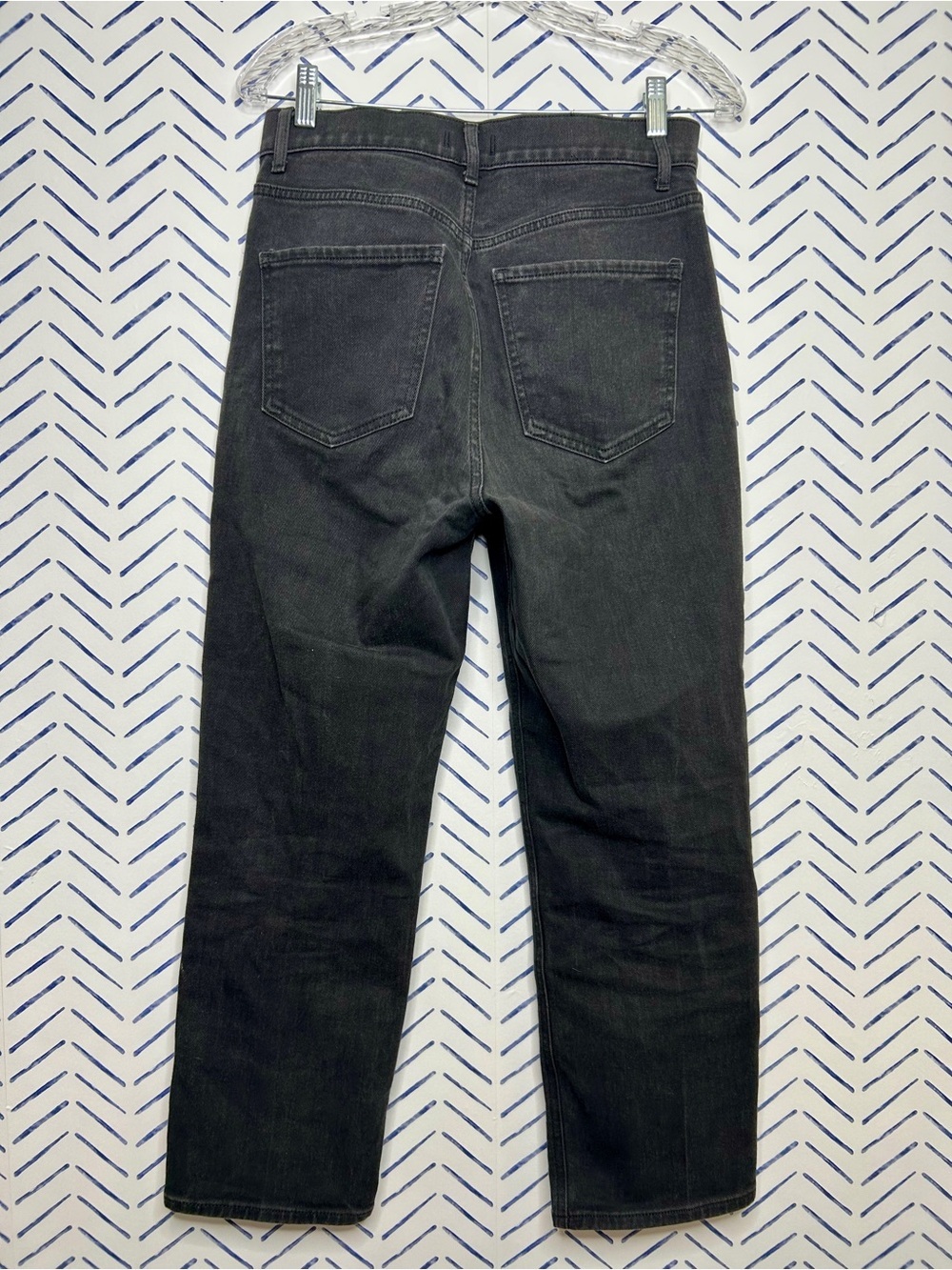Express Straight Super High Rise Black Seamed Jean size 6 - Picture 4 of 4